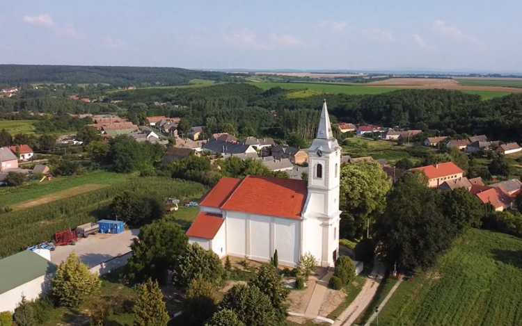 Közösségi teret hoznak létre két tolnai községben 