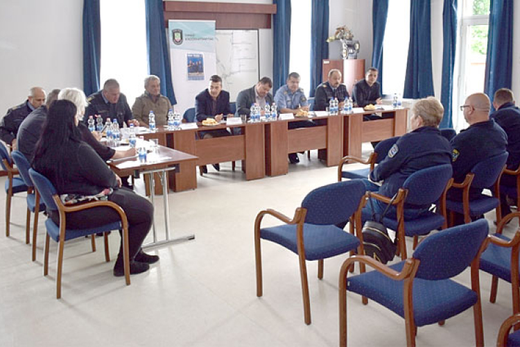 A járásban működő polgárőr-egyesületek és a rendőrség tartott évértékelő ülést