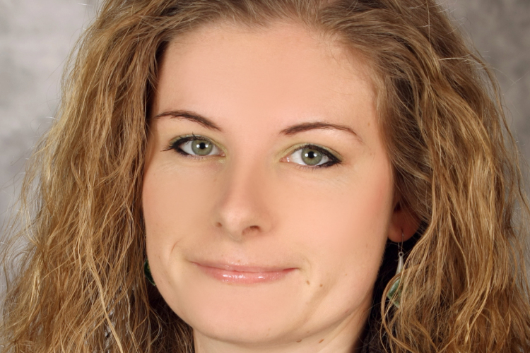 „Az év feladata 2012”