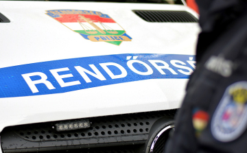 Rendszámcseréért kapott közmunkát