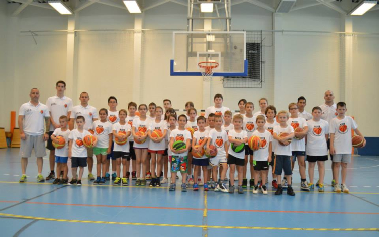 V. Kosárlabda Tábor