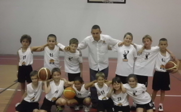 Jól indult a bajnokság a Dámocskáknak