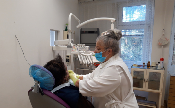 Új doktornő segíti a fogászati ellátást