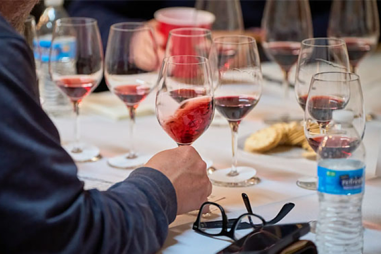 Borversenyre várják a Tamási és környékbeli gazdákat