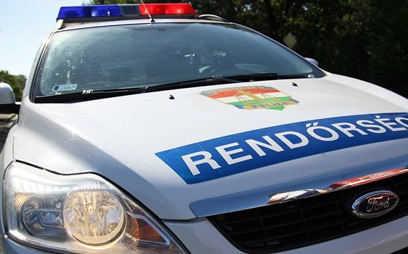 Letörte a motoros a sorompó csapórúdját