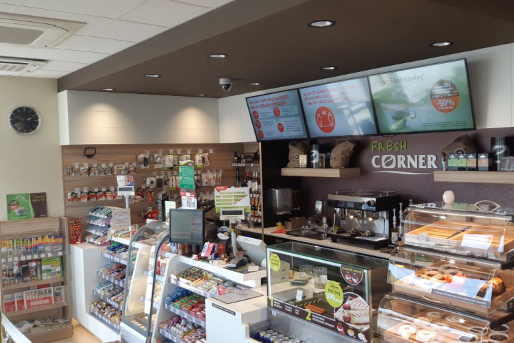 Teljesen megújult a tamási MOL töltőállomás