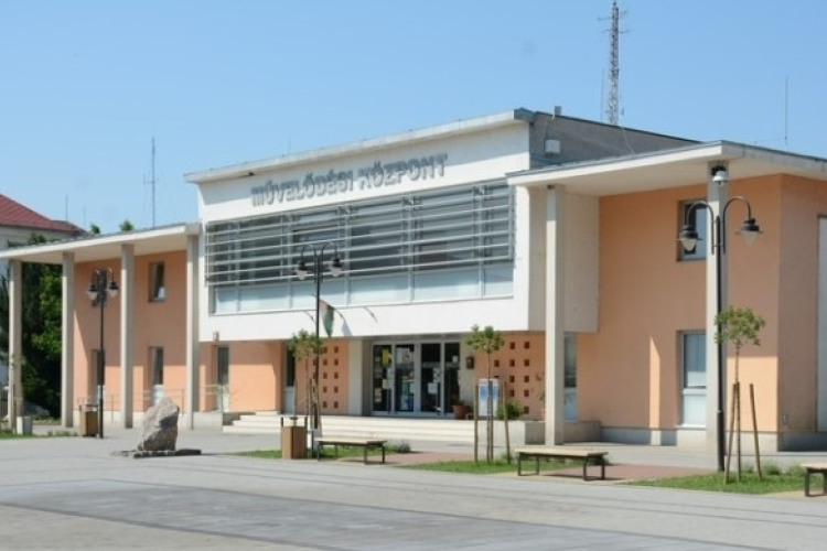 Sikeres szakmai évet zárt a művelődési központ