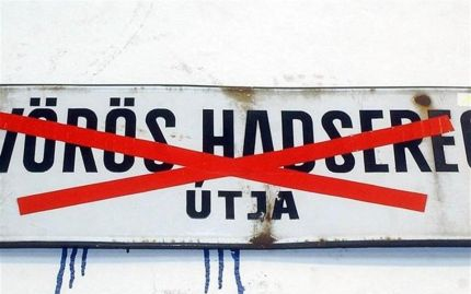 Önkényuralmi rendszerhez köthető utcaneveket változtatnak meg Tolna megyében