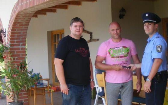 Visszakapta a telefonját a sértett