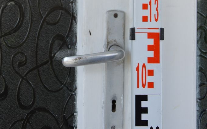 Készpénzt lopott egy tamási lakásból