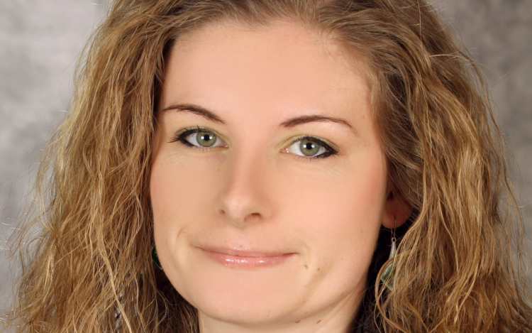 „Az év feladata 2012”