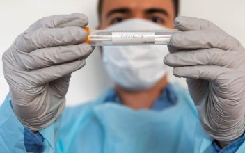 Bárki kaphat behívót Tolna megyében a szűrésre 