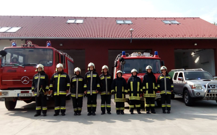 A New Yorki terrortámadásra emlékeztek a tamási tűzoltók