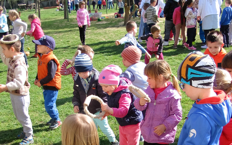 Egy csipet erdő az oviban