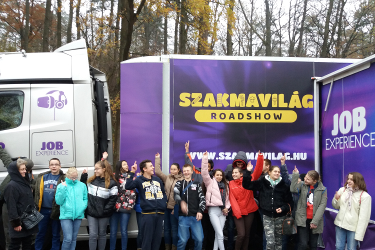 Szakmavilág kamion érkezett Tamásiba