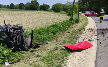  Kisebb szabadtéri tüzekhez és egy közlekedési balesethez riasztották a tűzoltókat