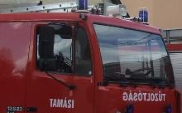 Kidőlt egy lakóház fala Szakályban 