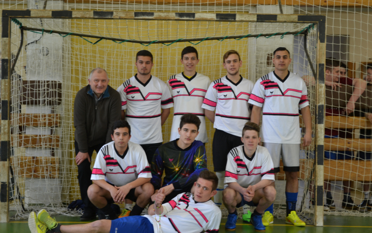 Megvédték bajnoki címüket a vályi focistái