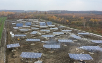 Átadták Magyarország jelenlegi legnagyobb naperőművét