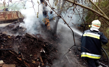 Ismét szemét égett Tamásiban