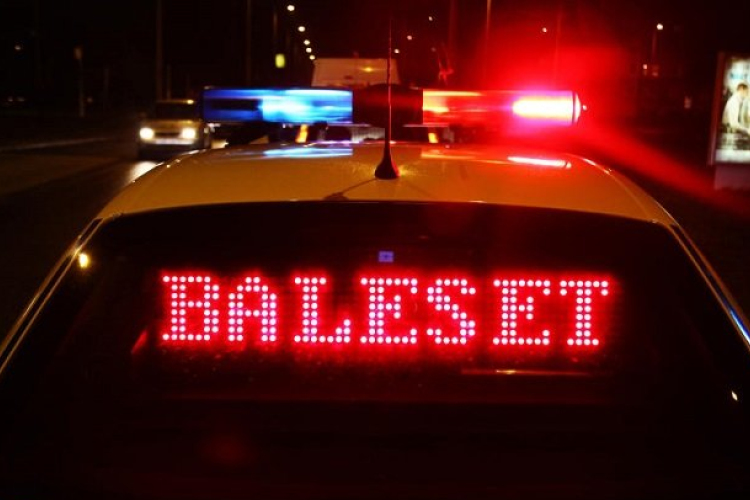 Vonattal ütközött egy teherautó Simontornyán 