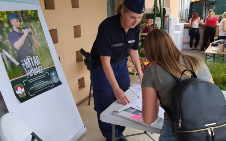 Határvadászokat toboroztak Tamásiban és Varsádon