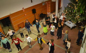 A táncoké és a meséké volt a főszerep