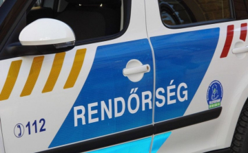 Buszmegállóban verekedtek