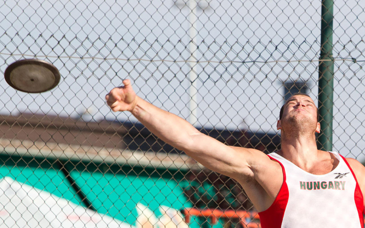 Új felnőtt megyei csúcs férfi diszkoszvetésben