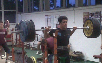 Tatán készült az ifjúsági válogatott súlyemelője