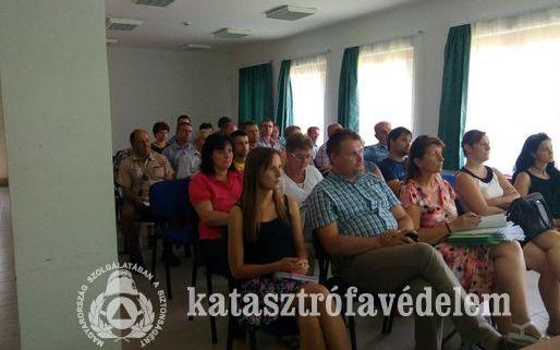 Katasztrófavédelmi tájékoztatót tartottak Tamásiban