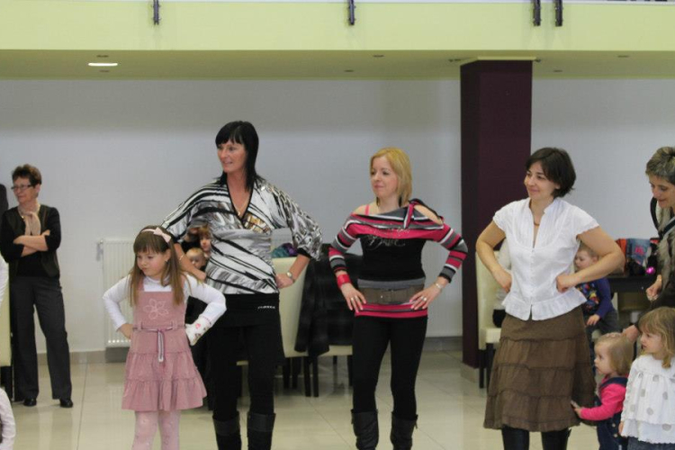 Táncház a Waldorf óvodásokkal