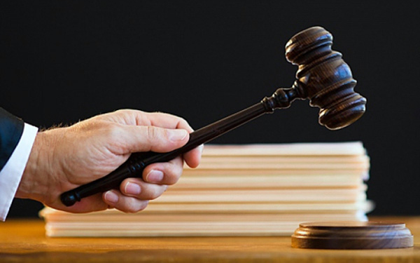 Villanymotort lopott