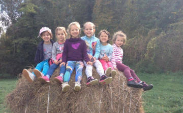 Kisszékelybe kirándultak a Füles csoport óvodásai