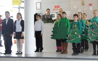 Ünnepi műsorral zárult az idei év a tamási iskolában