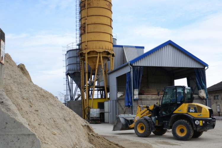 Csökkent több építőipari cég árbevétele Tolnában