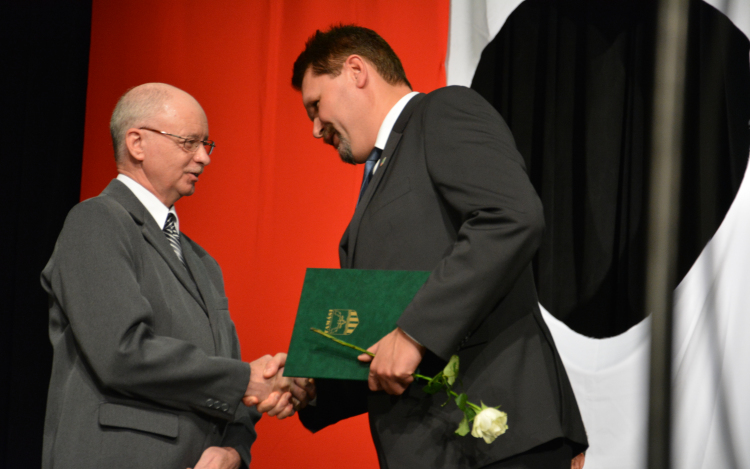 Kitüntetést vehetett át Molnár György