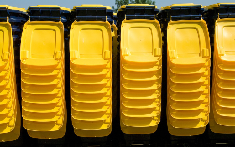 Ma és holnap lehet még menni a kukákért 