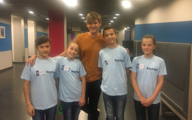 Játékos vetőlkedőben mérték össze tudásukat