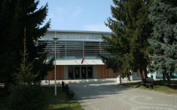 Az összevonás mellett szavazott a testület