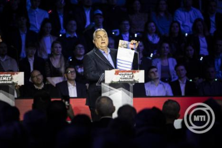 Orbán Viktor: a nemzeti petícióban három dologra lehet nemet mondani