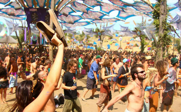 Táskatolvajok az O.Z.O.R.A fesztiválon