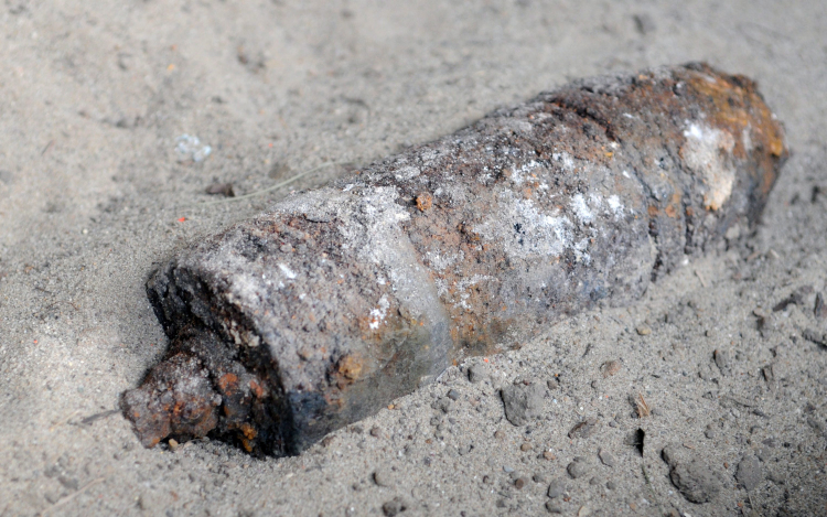 Robbanótestet találtak Simontornyán 