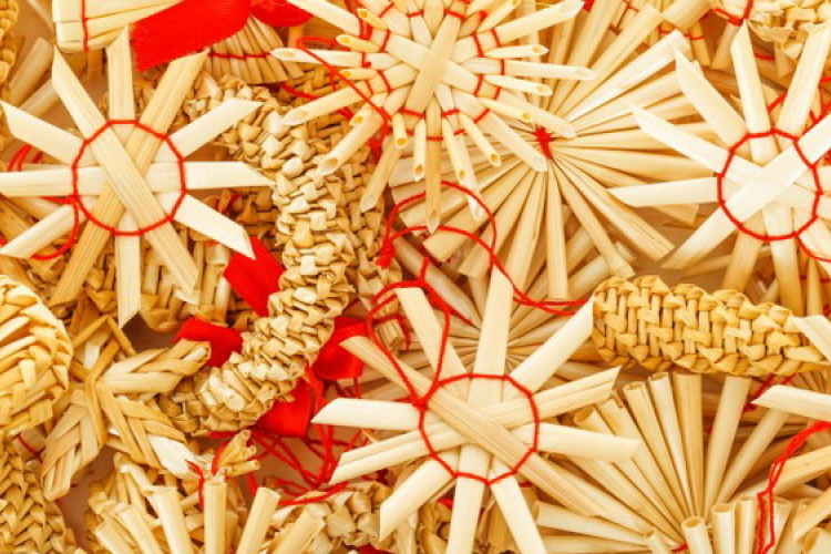 Csillagokat készíthetünk a közös adventi koszorúra