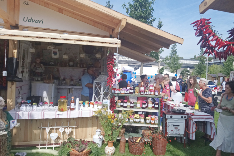 Negyedik alkalommal rendezték meg az Országos Közfoglalkoztatási Kiállítást és Vásárt 