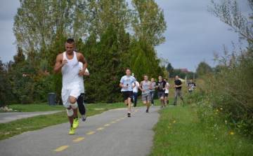 Futóverseny a Magyar Diáksport Napja alkalmából