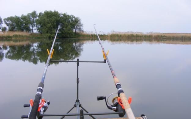 Horgásztanyákra törtek be Gonozdon