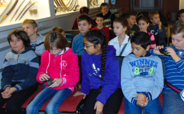 Rendhagyó történelemórán vettek részt a diákok