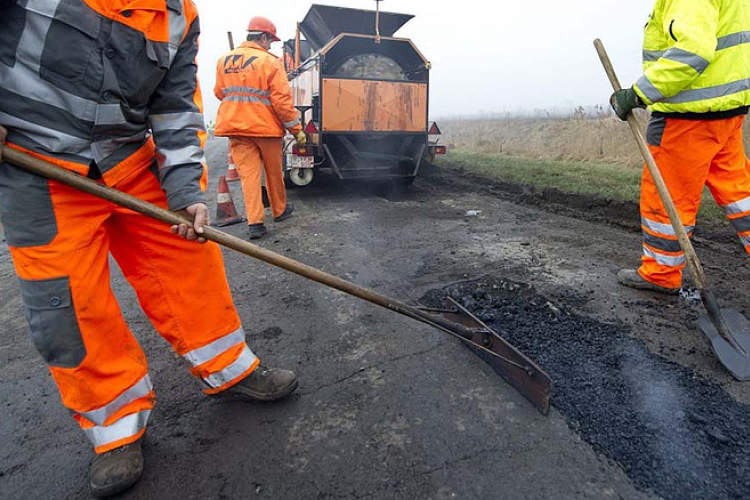 Megkezdte idei útfelújítási munkálatait a Magyar Közút Zrt. 
