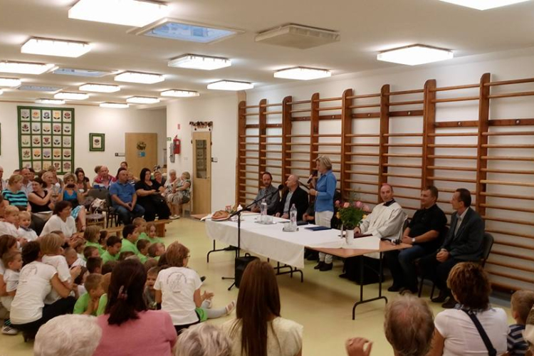 Püspöki évnyitó a katolikus óvodában